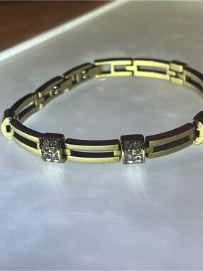 Vintage Gold-Tone Crystal Accent Women's Bracelet